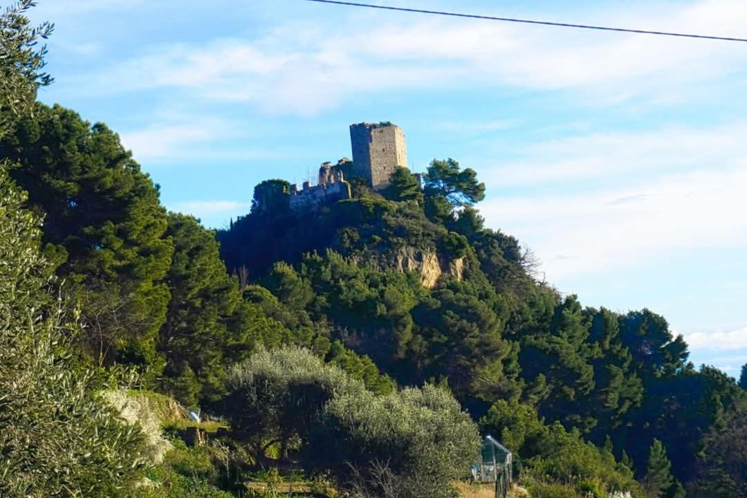 Dolci Risvegli Appartamento Vista Mare Ventimiglia Kültér fotó
