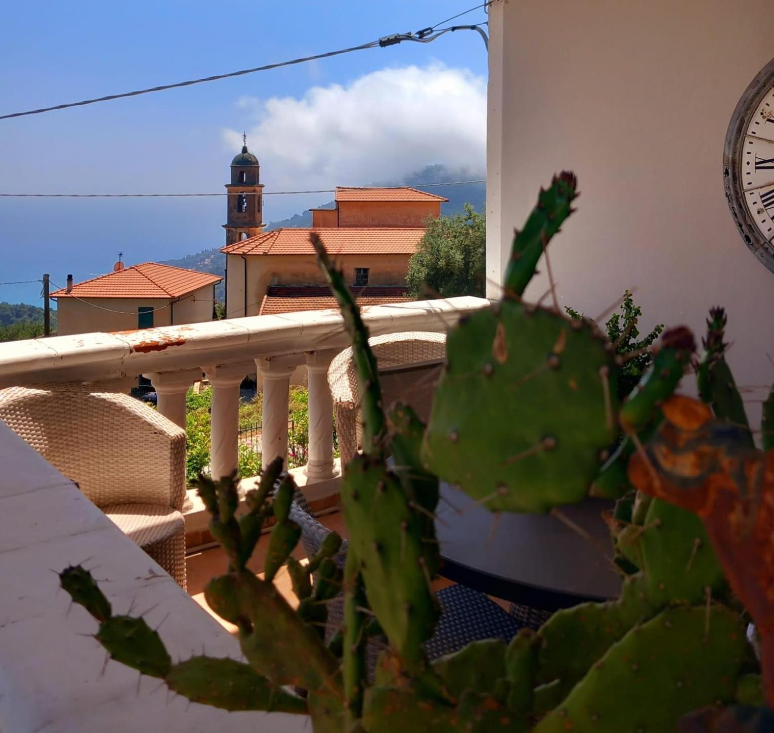 Dolci Risvegli Appartamento Vista Mare Ventimiglia Szoba fotó